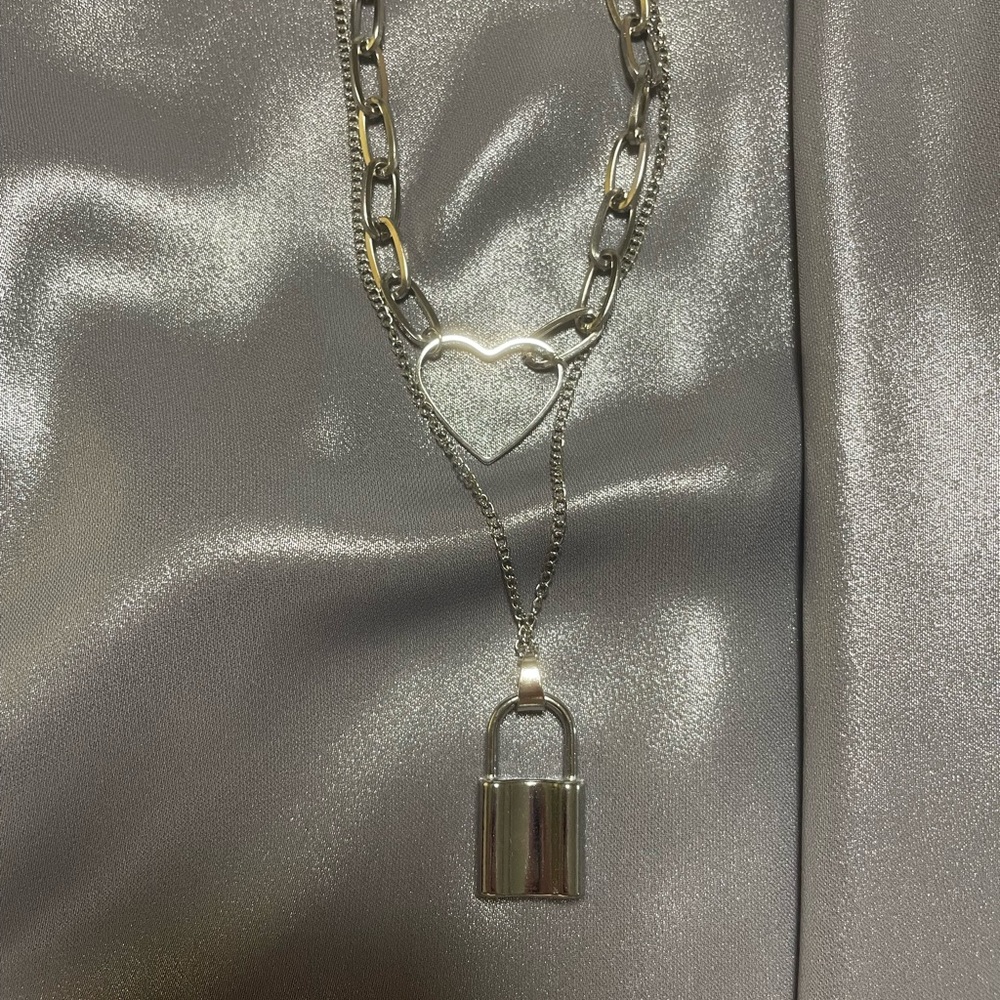 Necklace set - Picture 2 of 3